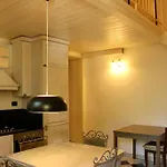 Pleasant Apartment By Villa Il Mosaico