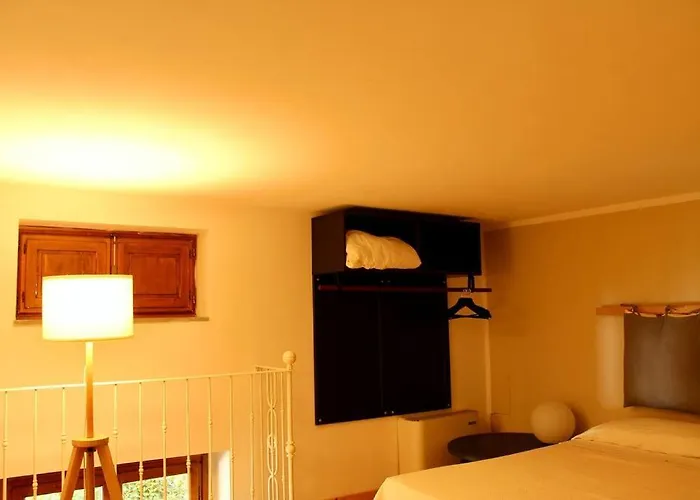 Pleasant Apartment By Villa Il Mosaico
